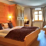Gasthof Zum Schupfen Hotel 3*