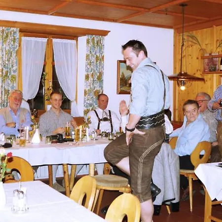 Gasthof Zum Schupfen 3*