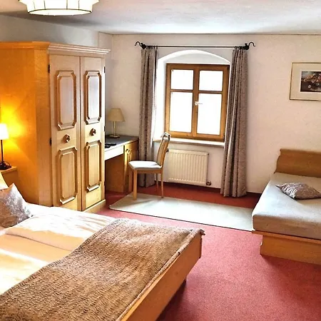 Gasthof Zum Schupfen 호텔